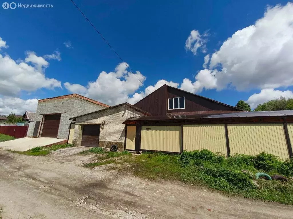 Дом в Саратов, микрорайон Октябрьский, 6-я линия, 66/2 (182 м) - Фото 0