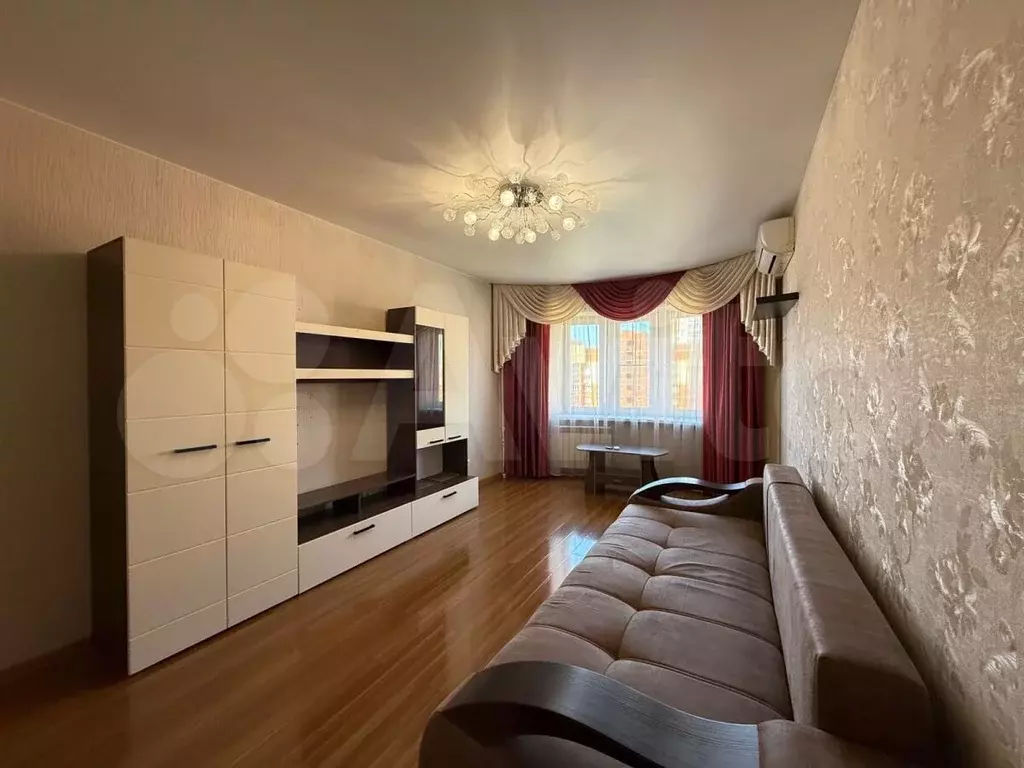 1-к. квартира, 42 м, 9/10 эт. - Фото 0