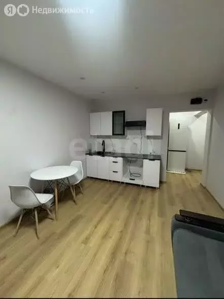 Квартира-студия: Улан-Удэ, улица Смолина, 67к1 (27.9 м) - Фото 1