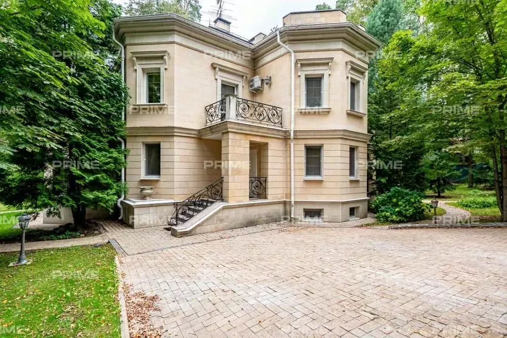 Коттедж в Московская область, Красногорск городской округ, с. ... - Фото 1