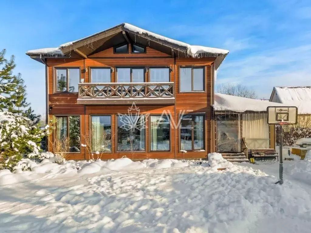 Дом в Ленинградская область, Кировский район, Павлово пгт Лесная ул., ... - Фото 1