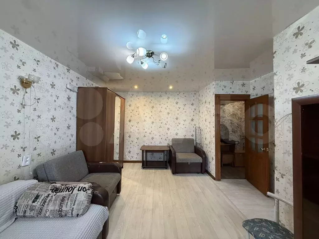 1-к. квартира, 30,7 м, 5/5 эт. - Фото 0