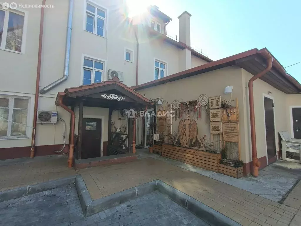 2к в 7-комнатной квартире (12.1 м) - Фото 1