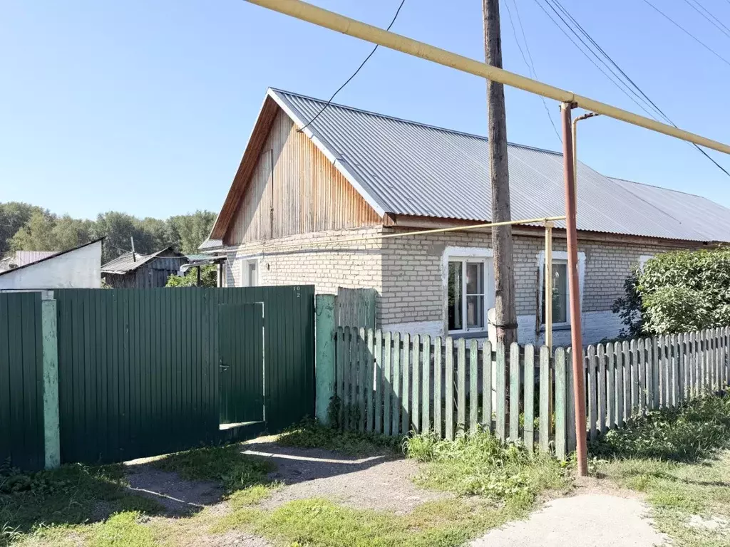Дом в Новосибирская область, Колыванский район, с. Скала ул. Чехова, ... - Фото 2