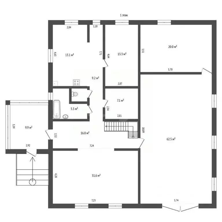 Дом в Амурская область, Тында ул. Сосновый Бор, 5 (150 м) - Фото 1