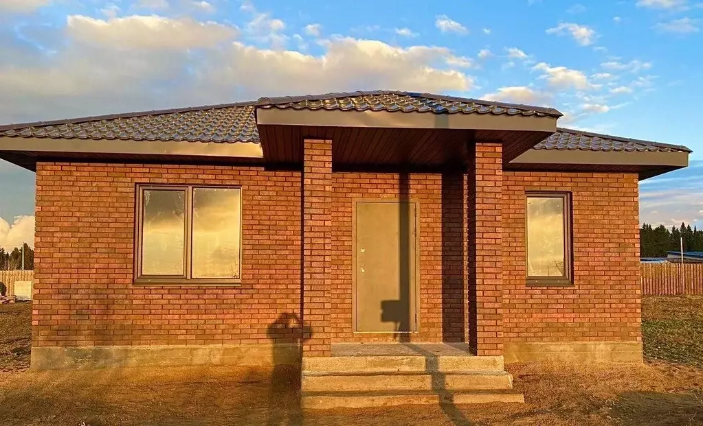 Коттедж в Пермский край, Пермский муниципальный округ, д. Мартьяново ... - Фото 1