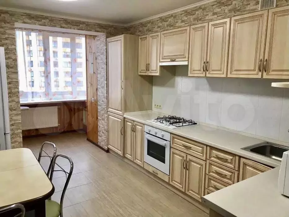 2-к. квартира, 70 м, 5/10 эт. - Фото 0