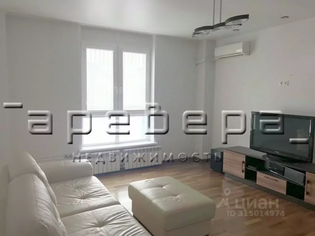 2-к кв. Красноярский край, Красноярск ул. Авиаторов, 39 (89.9 м) - Фото 1