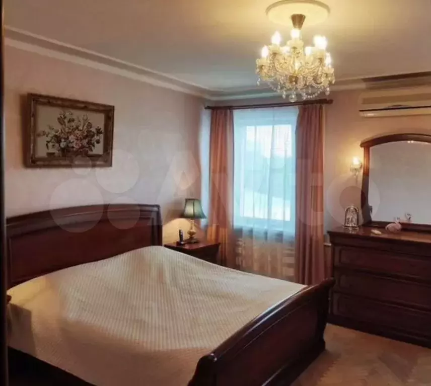 3-к. квартира, 112 м, 4/6 эт. - Фото 0