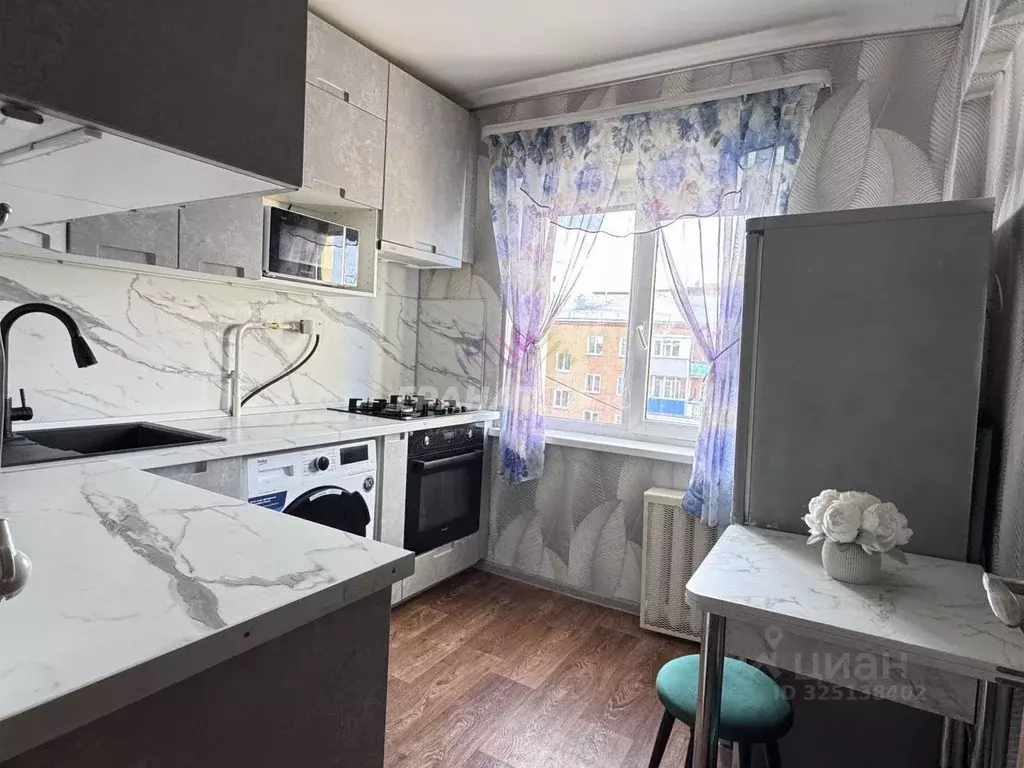 2-к кв. Омская область, Омск ул. 33-я Северная, 30Б (45.4 м) - Фото 1