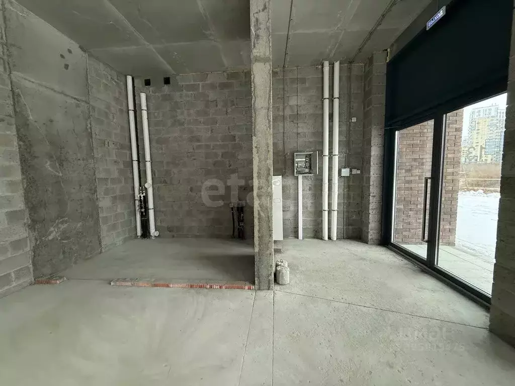 Помещение свободного назначения в Тюменская область, Тюмень Причальная ... - Фото 1