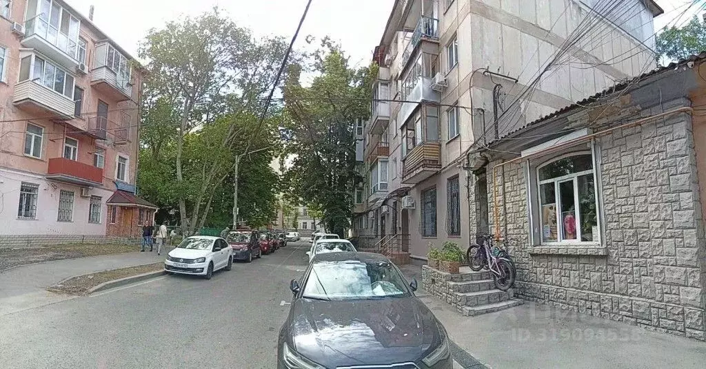 3-к кв. Крым, Симферополь ул. Жуковского, 25 (56.0 м) - Фото 0