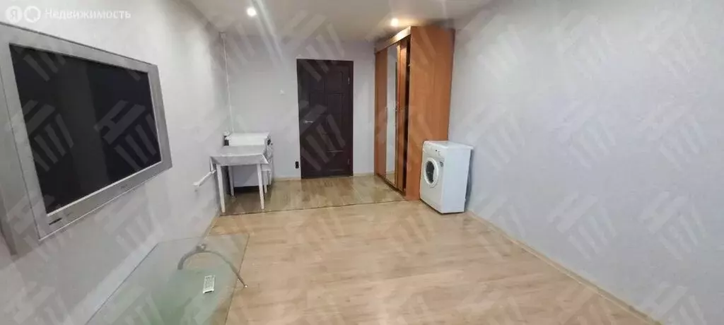 1к в 10-комнатной квартире (18.6 м) - Фото 2