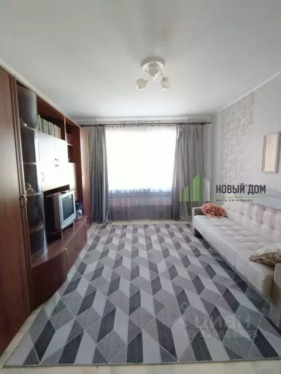 3-к кв. Новгородская область, Старая Русса ул. Поперечная, 13 (64.2 м) - Фото 2