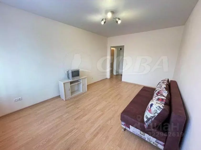 1-к кв. Тюменская область, Тюмень ул. Николая Зелинского, 19 (39.0 м) - Фото 2