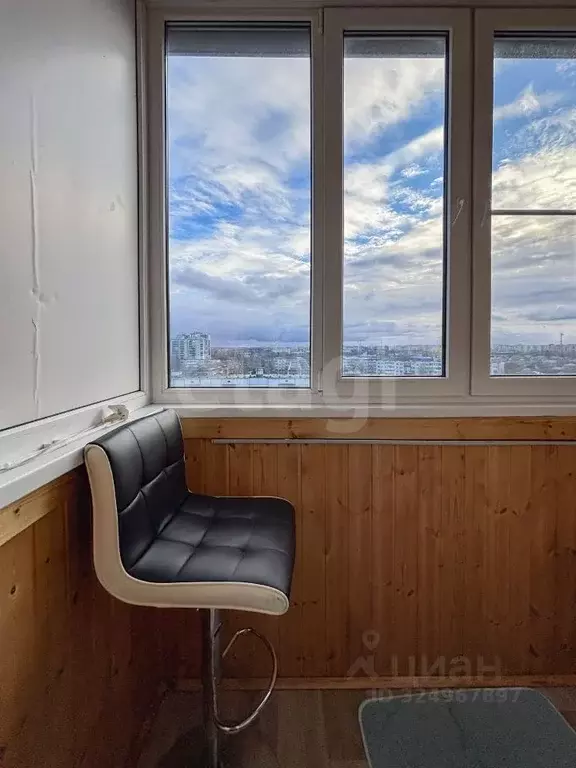 2-к кв. Псковская область, Псков ул. Ижорского Батальона, 49 (57.9 м) - Фото 1