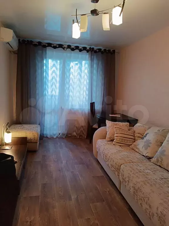 1-к. квартира, 35 м, 1/9 эт. - Фото 1