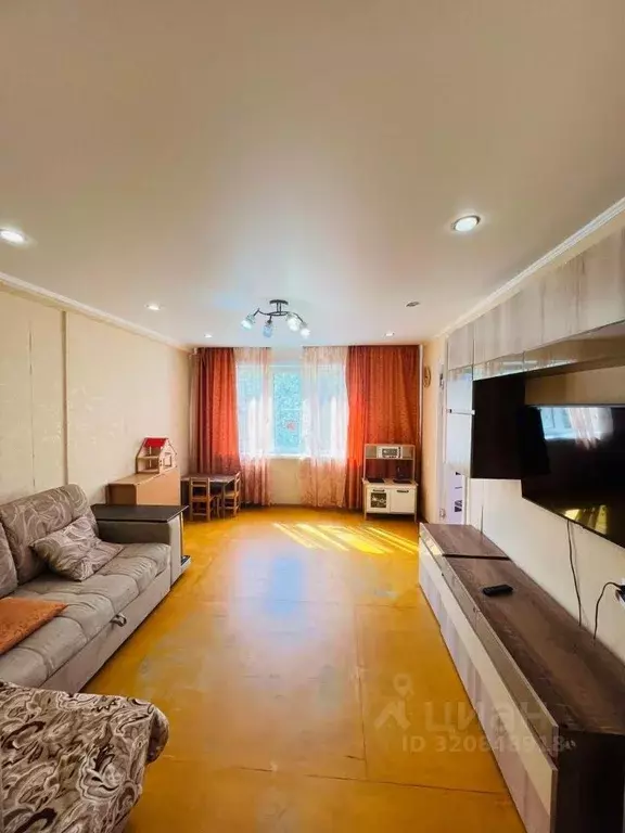 3-к кв. Коми, Сыктывкар ул. Куратова, 37 (59.1 м) - Фото 1