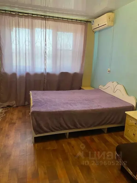 1-к кв. Волгоградская область, Волгоград ул. Качинцев, 124 (30.0 м) - Фото 0