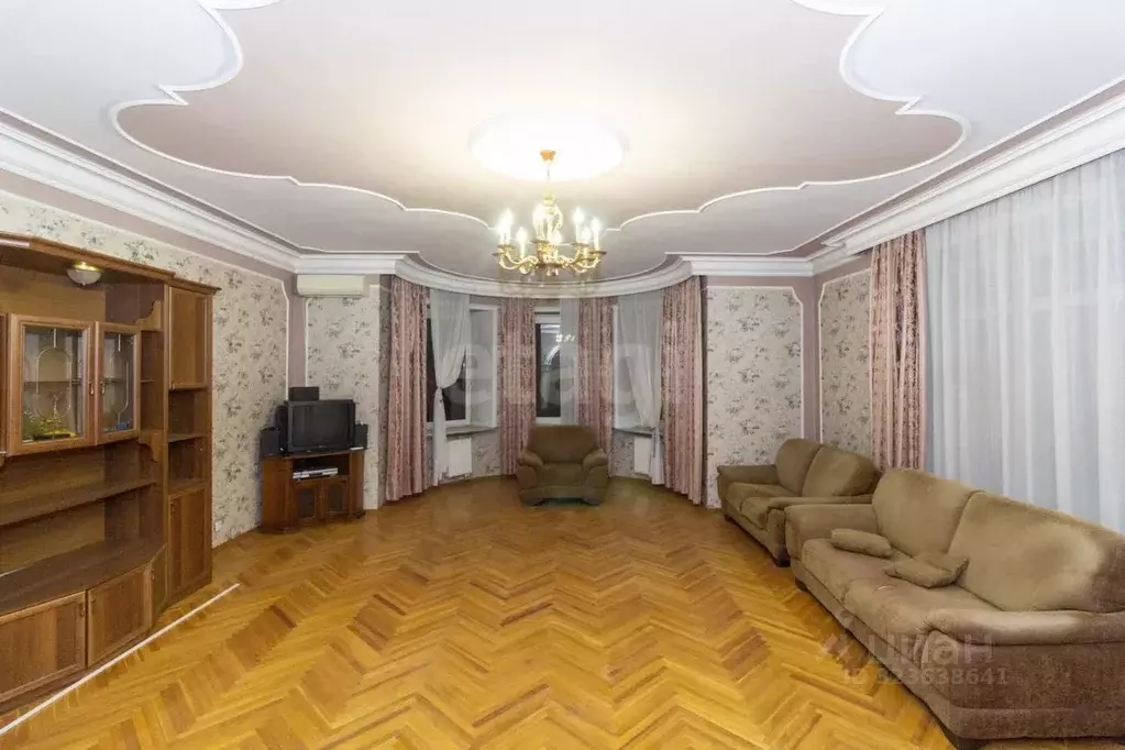 5-к кв. Тюменская область, Тюмень Новосибирская ул., 50 (238.6 м) - Фото 1