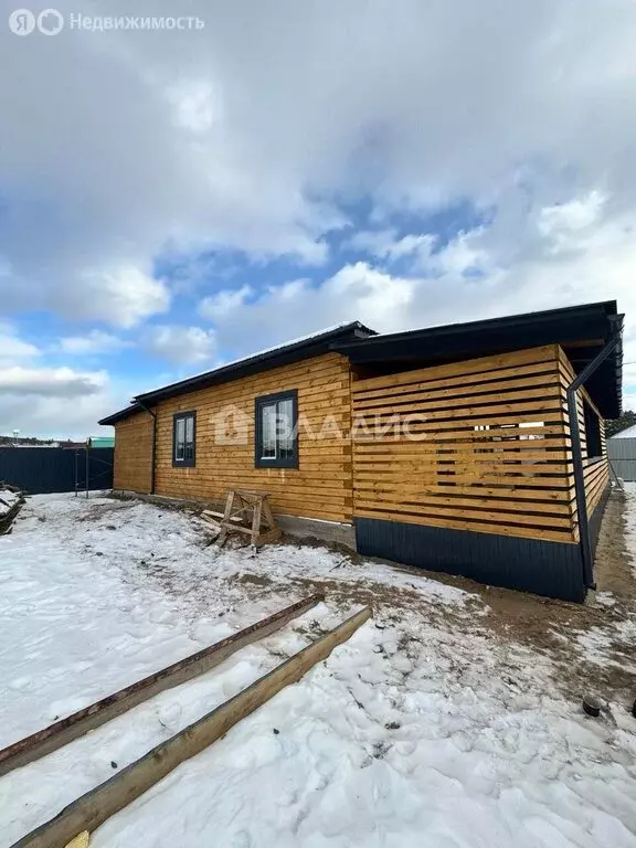Дом в Тарбагатайский район, сельское поселение Саянтуйское, село ... - Фото 2