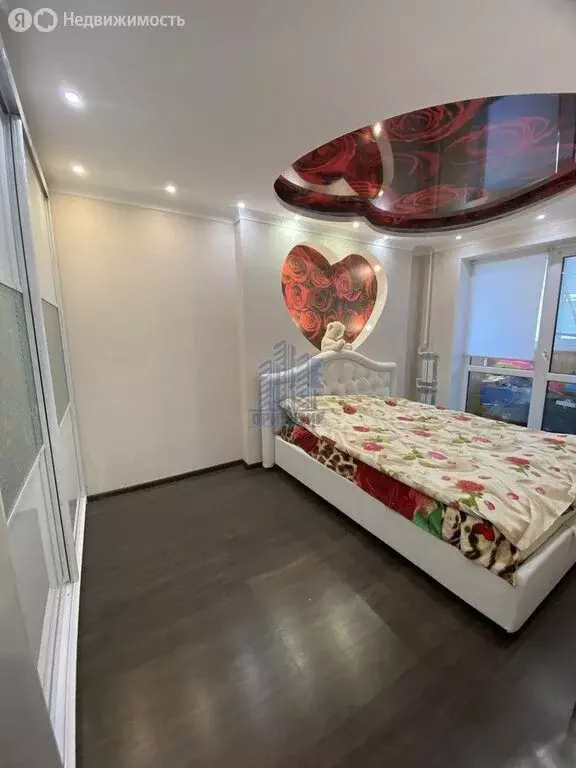 4-комнатная квартира: Чебоксары, проспект 9-й Пятилетки, 28/39 (95 м) - Фото 0