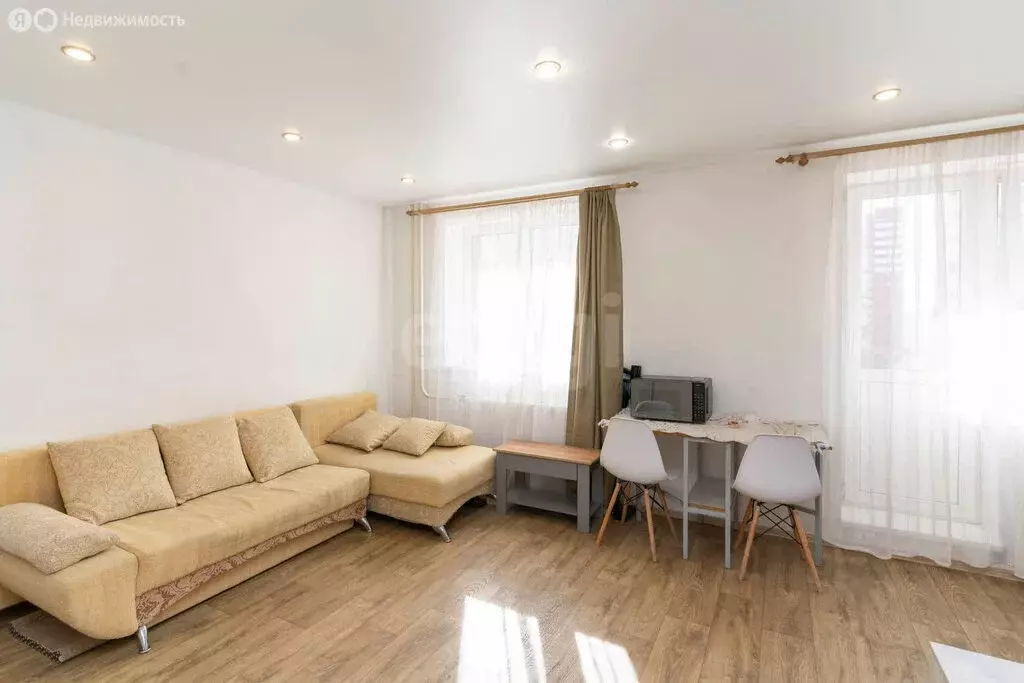 Квартира-студия: Тюмень, улица Пермякова, 79 (31.4 м) - Фото 2