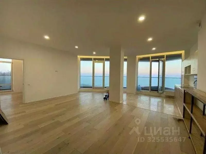 2-к кв. Крым, Ялта ул. Игнатенко, 9с1 (89.6 м) - Фото 1