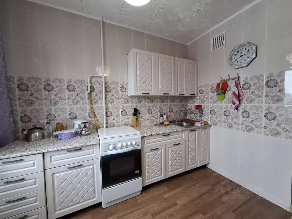 3-к кв. Московская область, Серпухов Подольская ул., 103 (65.0 м) - Фото 2