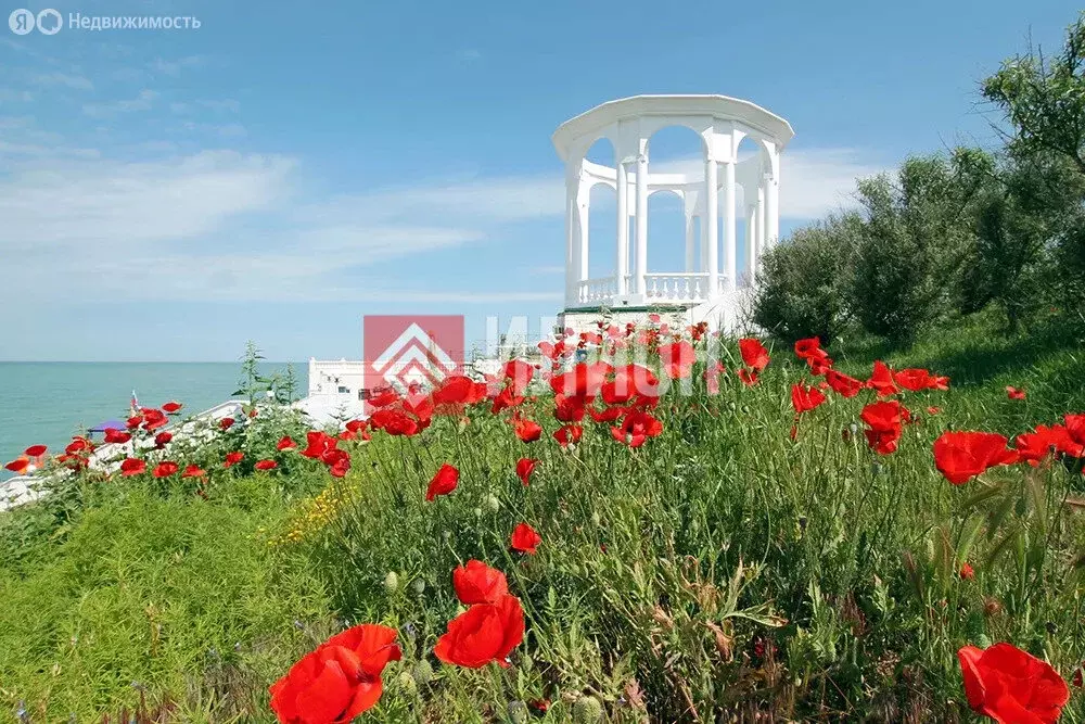 Участок в посёлок городского типа Николаевка, Ялтинская улица (6 м) - Фото 0