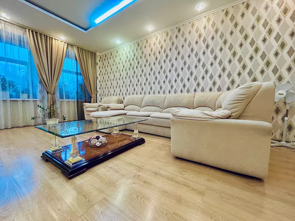 Продаётся 4-к квартира, 150 м - Фото 0