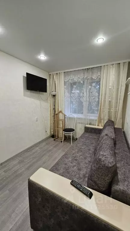 2-к кв. Красноярский край, Красноярск Свердловская ул., 33а (42.6 м) - Фото 1