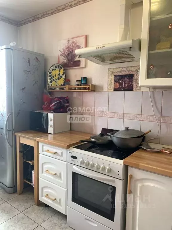 2-к кв. Москва ул. Адмирала Лазарева, 68К2 (55.5 м) - Фото 0