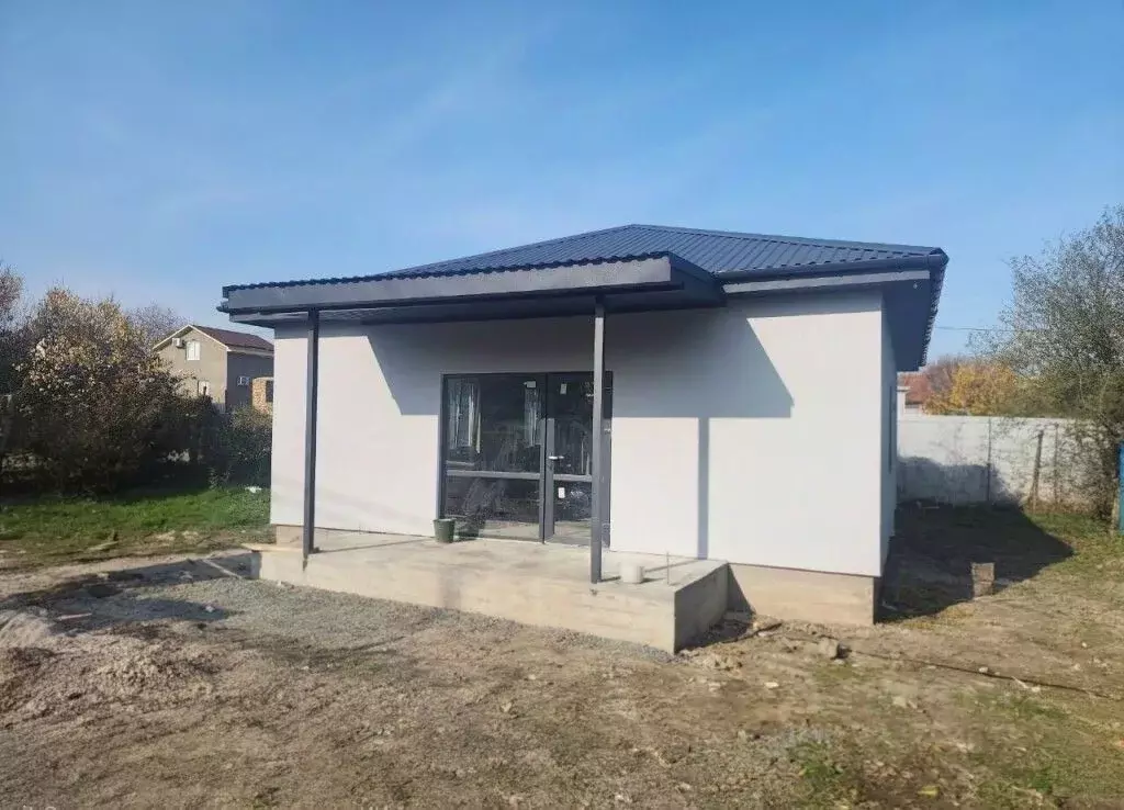 Дом в Крым, Симферопольский район, с. Трудовое ул. Зеленая (90 м) - Фото 1