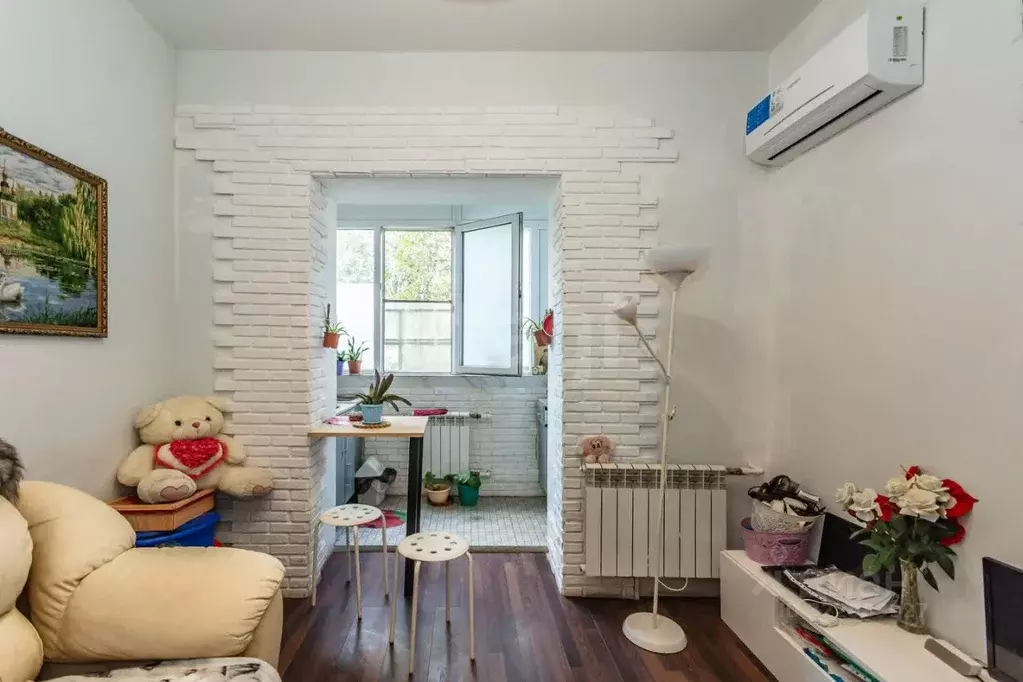 Студия Ростовская область, Ростов-на-Дону Кузнечная ул., 115 (17.0 м) - Фото 1