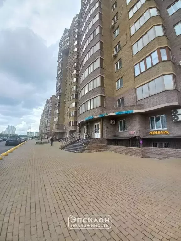 2-к кв. Курская область, Курск просп. Вячеслава Клыкова, 92 (64.0 м) - Фото 1