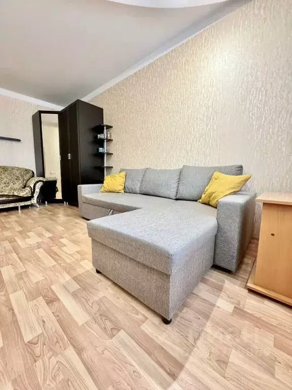 1-к кв. Татарстан, Казань ул. Адоратского, 35 (36.0 м) - Фото 1