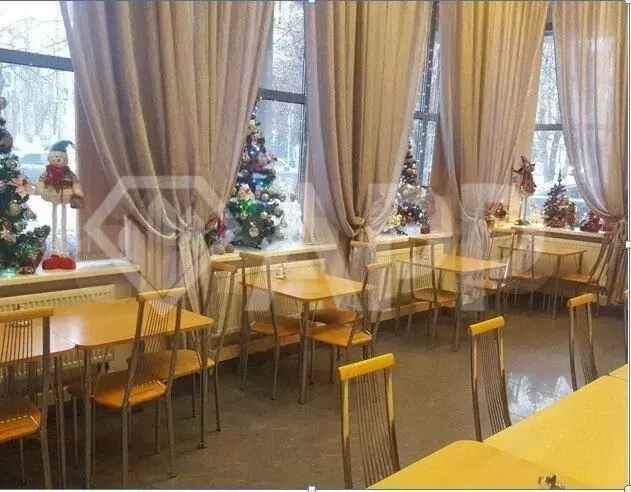 Сдается помещение свободного назначения (банк, склад) – 300 кв. м. в ... - Фото 1