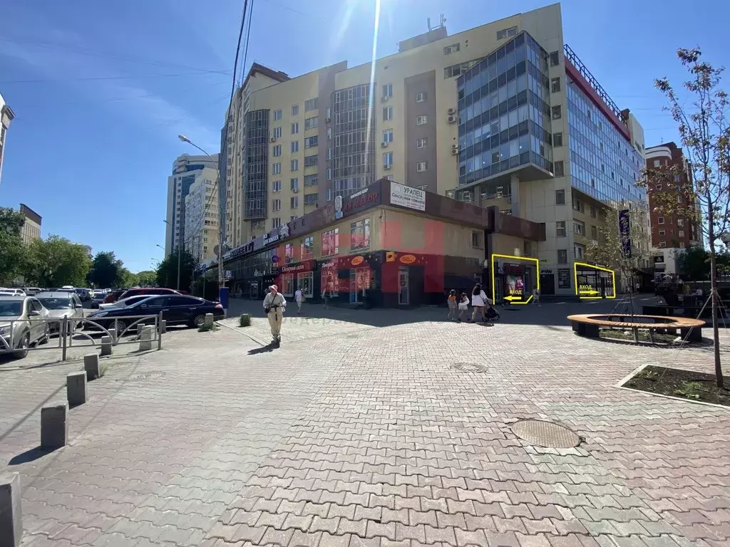 Помещение свободного назначения в Свердловская область, Екатеринбург ... - Фото 1