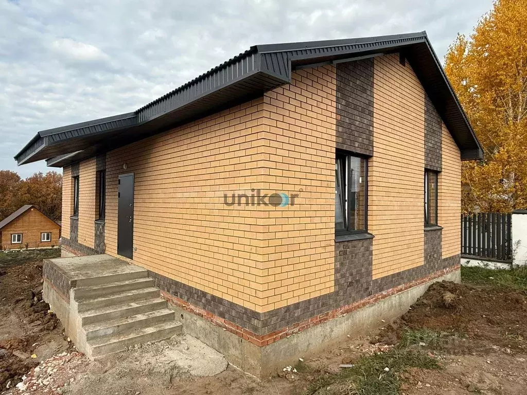 Дом в Башкортостан, Иглинский район, Акбердинский сельсовет, с. ... - Фото 2