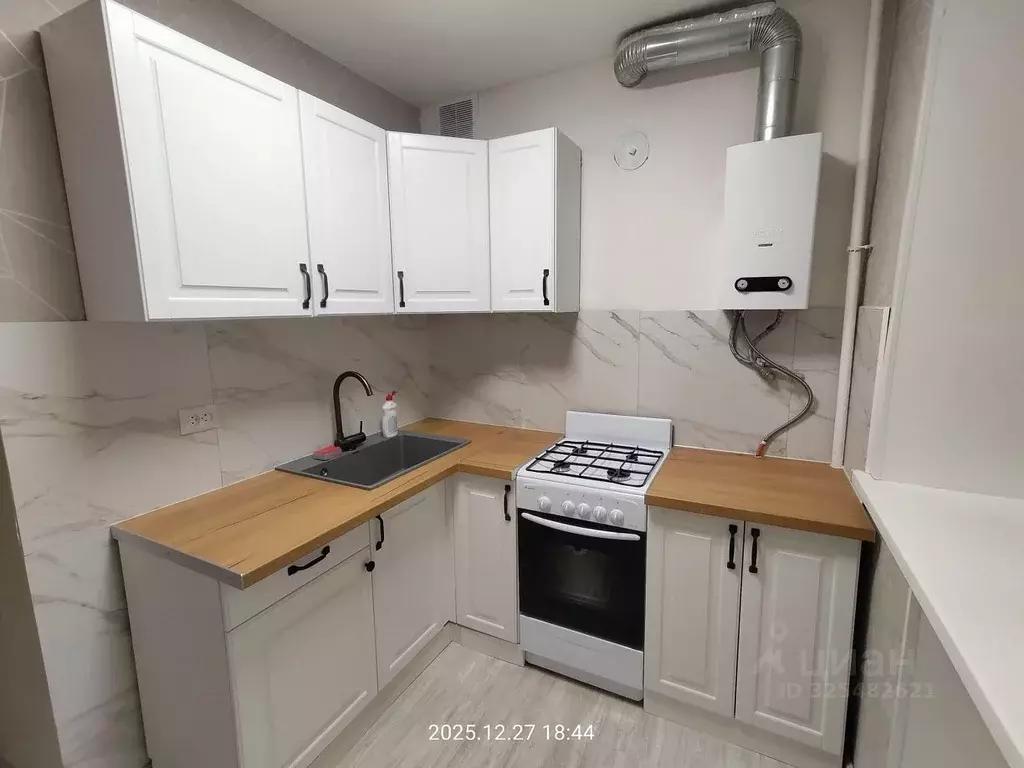 3-к кв. Тульская область, Щекино ул. Емельянова, 10 (58.3 м) - Фото 1