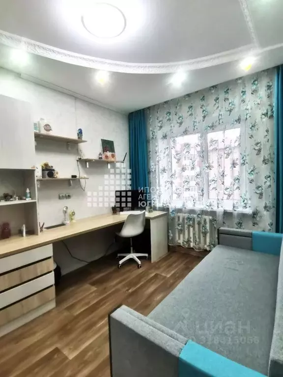 3-к кв. Ханты-Мансийский АО, Ханты-Мансийск Югорская ул., 6 (68.6 м) - Фото 0