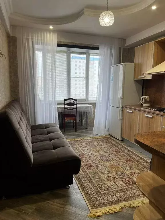 1-к кв. Дагестан, Каспийск просп. Акулиничева, 15Б (48.0 м) - Фото 1