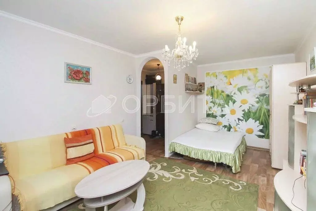 1-к кв. Тюменская область, Тюмень ул. 50 лет Октября, 36а (38.2 м) - Фото 1