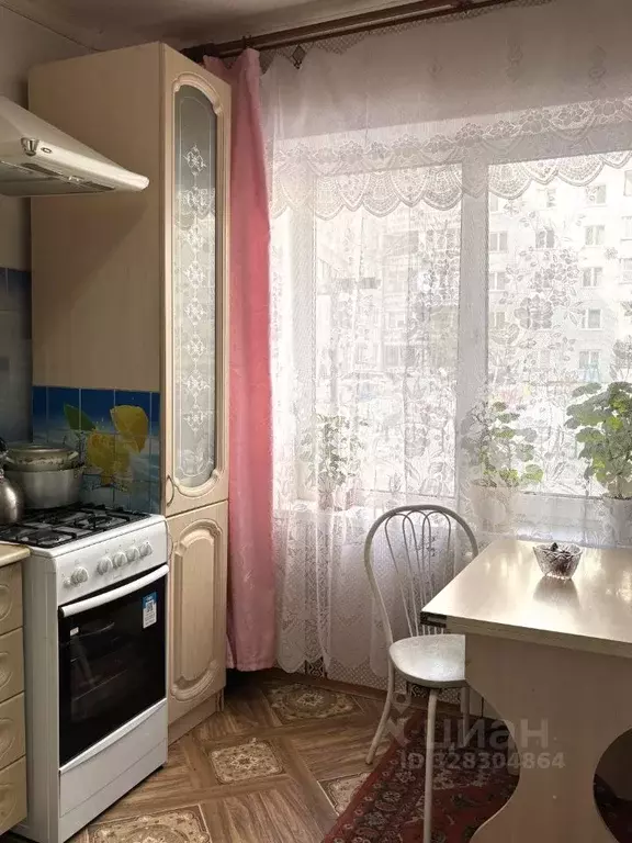 3-к кв. Омская область, Омск ул. Кирова, 18/2 (62.7 м) - Фото 1