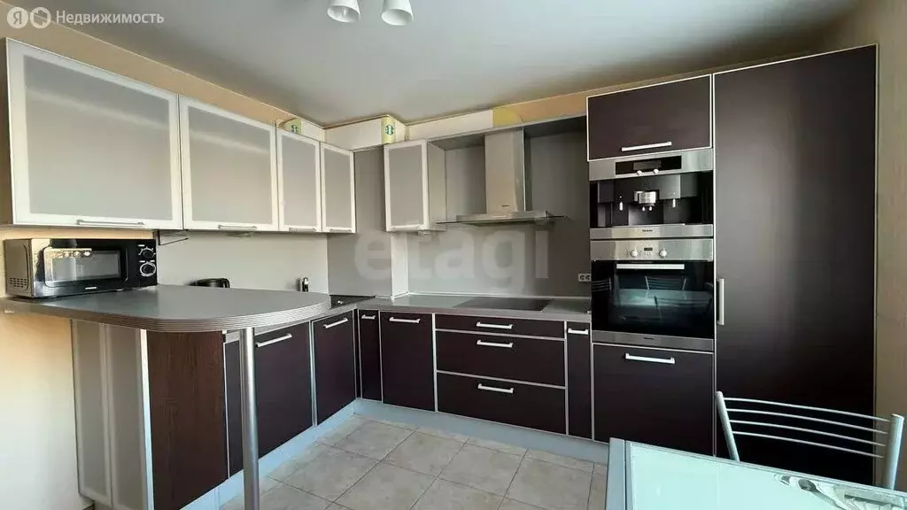 3-комнатная квартира: Санкт-Петербург, проспект Авиаконструкторов, 49 ... - Фото 1