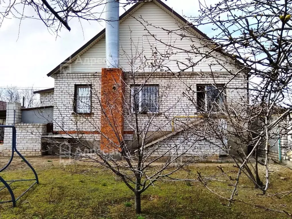 Дом в Волгоградская область, Волгоград ул. Тихорецкая (70 м) - Фото 0