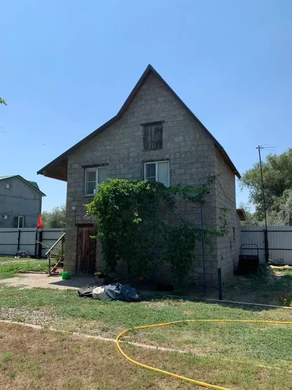 Дом в Астраханская область, Камызякский район, с. Иванчуг ул. Лесная, ... - Фото 2