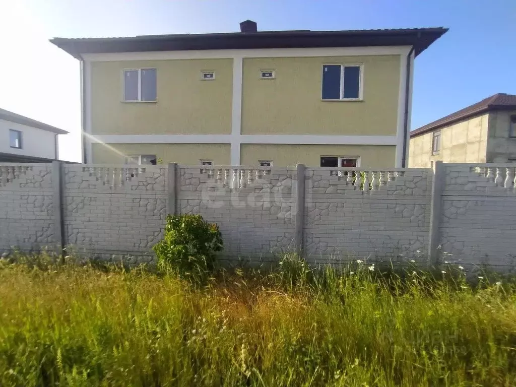 Дом в Крым, Симферопольский район, Трудовское с/пос, пос. Айкаван ул. ... - Фото 1