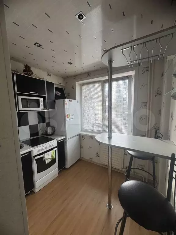 1-к. квартира, 32 м, 5/9 эт. - Фото 0